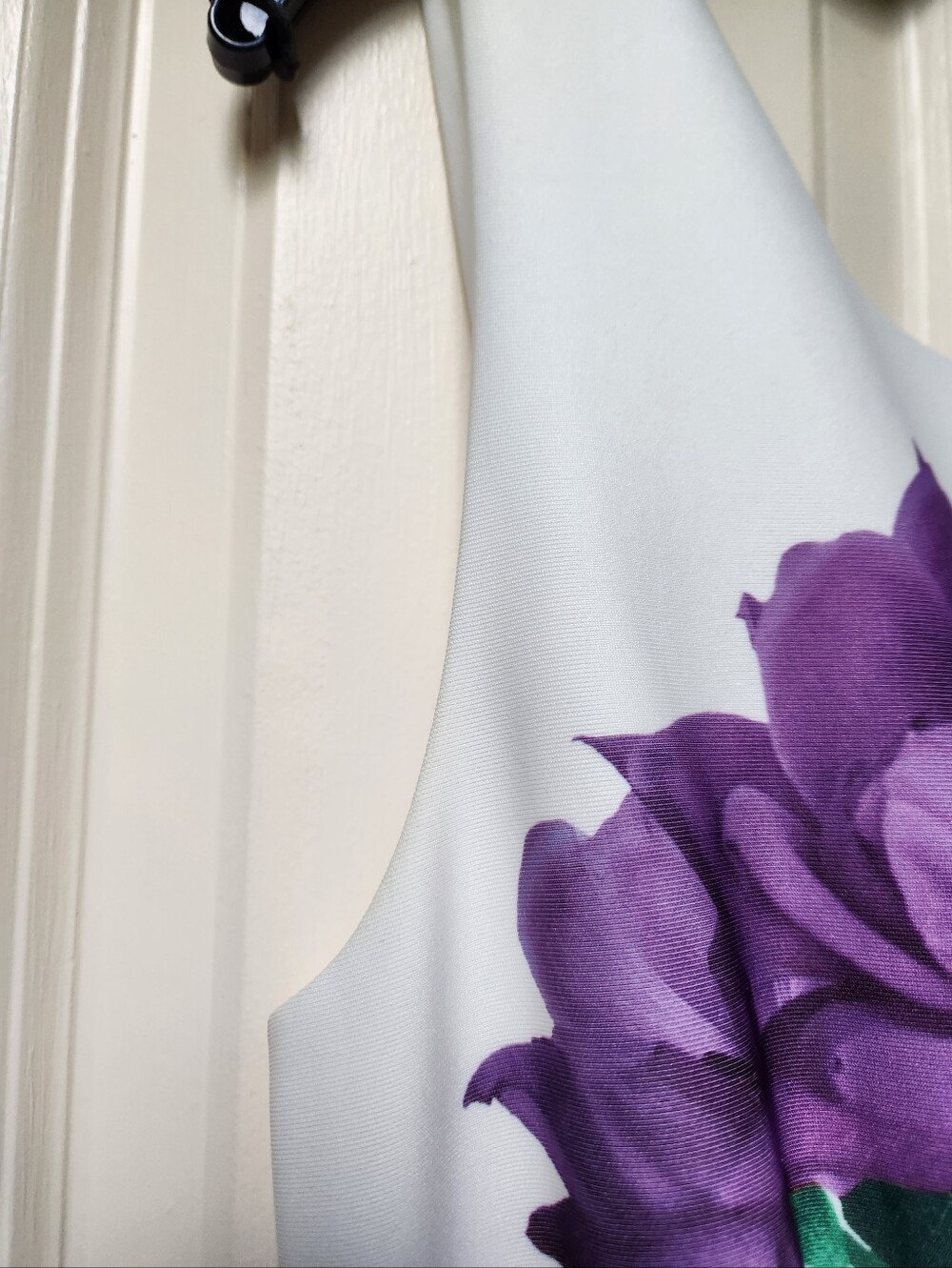 Dressbarn White & Purple Floral Sleeveless Scuba Fit & Flare Dress, Sz 4 - Picture 5 of 6